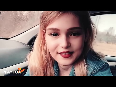 ❤️ Seksi beba radosno siše karticu za popust ❤️❌ Samo porno kod nas