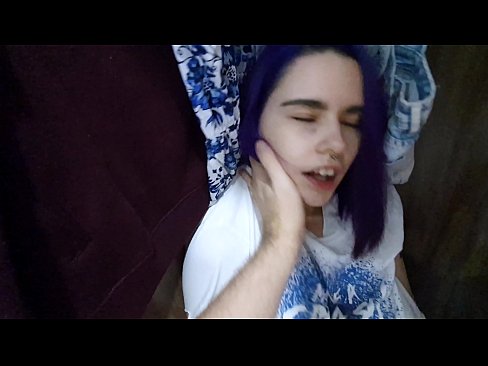 ❤️ Našao sam svoju sestru u ormaru i pomogao joj da svrši ❤️❌ Samo porno kod nas